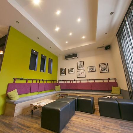 City Hostel Trogir Bagian luar foto