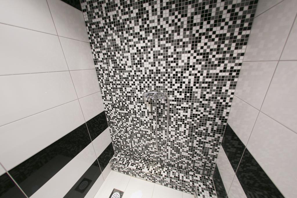 City Hostel Trogir Bagian luar foto